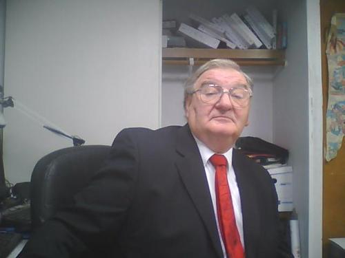 Buddiyenergy1's profile picture. This Twitter site is dedicated to helping people become self sufficient, financially, spiritually, and physically including food.