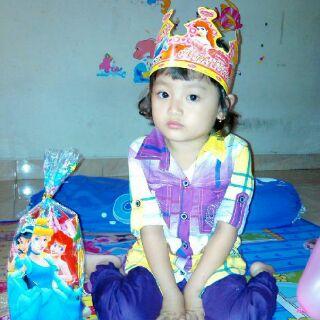 cf886c90bedc4cf's profile picture. 