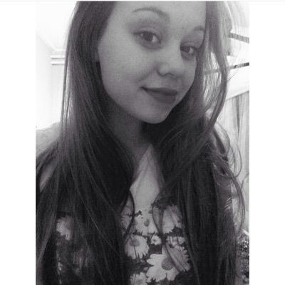 Juliavdv_'s profile picture. 