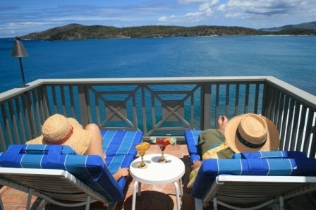 Welcome to the tweets of St. Thomas Blog! Check out our website for all things St. Thomas: http://t.co/YpG6HFaTcu. Join us for sun, fun & rum! Cheers!