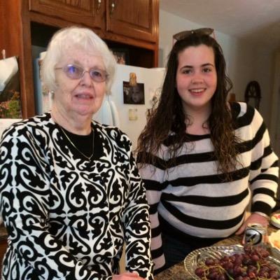 Emily_6x's profile picture. 