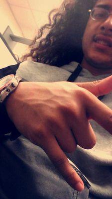 Harold_arana420's profile picture. new account..
 forgot my other account for follow