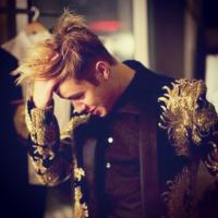 abby | SAVED (@ayefuxkmebiebs) 's Twitter Profile