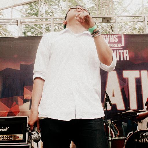 A Pop Punk / Easycore Band from Indonesia. Started 2013 Check Our Song On : http://t.co/oCvZgVCCX3 Contact : 083870826762
