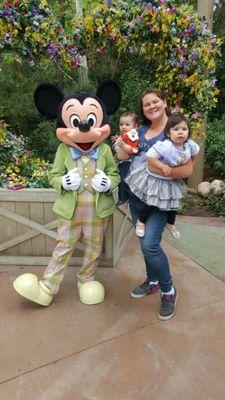 I'm a Disneyland mommy of 2 . I never have lived the easy life but who dose ......