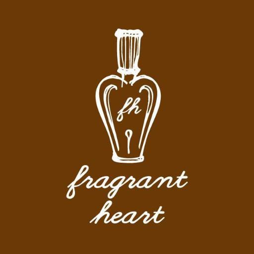 輝く女性を、より輝かせるための香りのブランド「fragrant heart」です。
