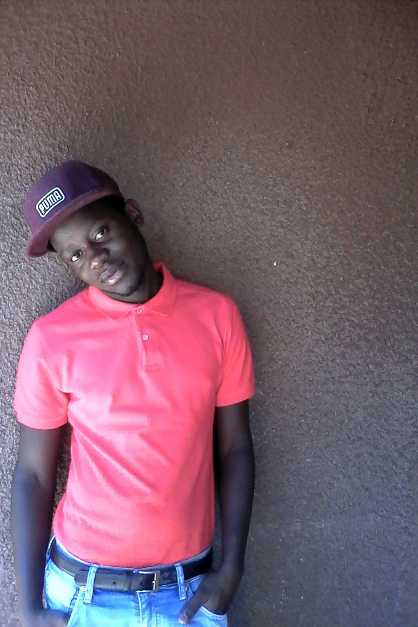 Ndamuvulture's profile picture. am self derived, hard worker and always willing to socialise with others