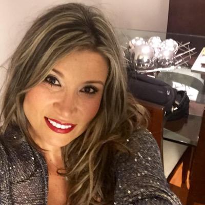 linamariacasti's profile picture. Comunicadora Social y Periodista