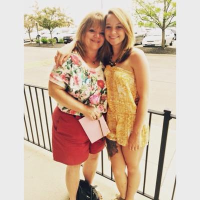 smelsea_brooks's profile picture. 