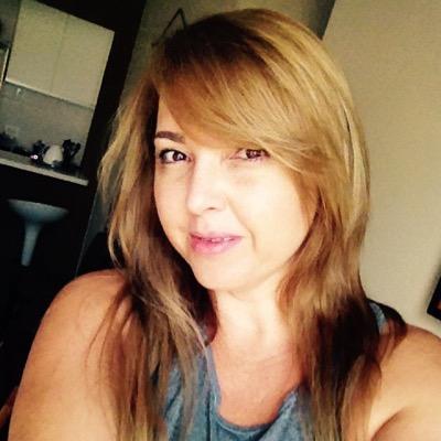 AdrianaAlberti6's profile picture. 