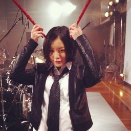 mabueien's profile picture. 大阪在住 ZARDと松井珠理奈が大好きです！ コピーバンド eternityでボーカルやってます！新生 WANDS応援します！ZARDライブの影響でギターの森丘直樹くんもこっそり応援中w