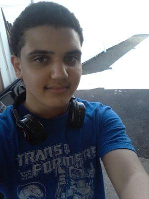 single young man seeking gals, pals and adventure and im from domincan Republic and i workout