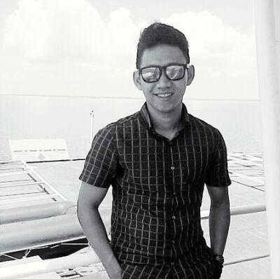 Usufanuard's profile picture. Memintal hubungan asmara dengan musik, hoby mengaji, onggol-onggol dan saya, pria scorpio berlesung pipit.