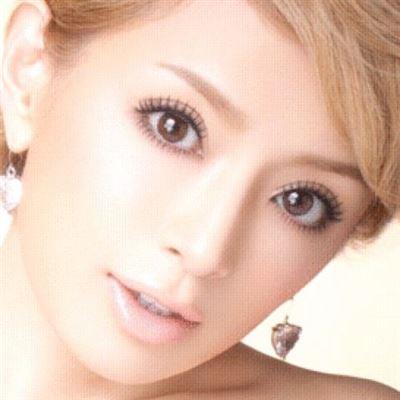 浜崎あゆみ☆☆作った詞や自身の言葉。
ayu?みたいになりたいな。。
フォローよろしくお願いします(^^)