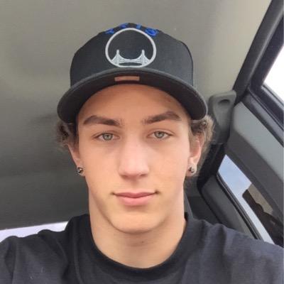 Dayan1304's profile picture. 