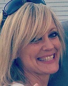 b_jujubee's profile picture. 