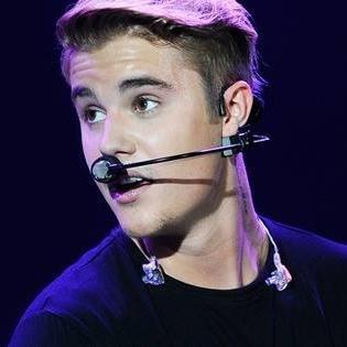 unatetadejustin's profile picture. 