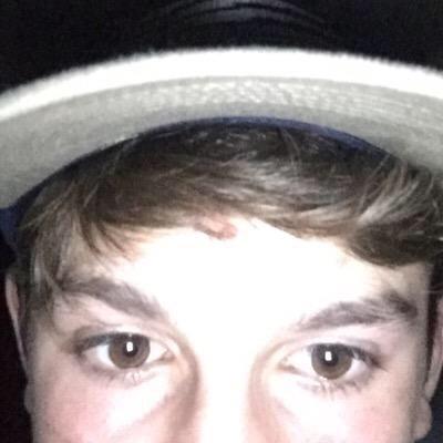 12Cubn's profile picture. hacked AGAIN! pls follow me