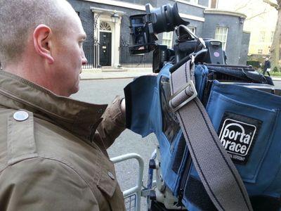 Freelance lighting cameraman based in London, UK shooting sport, current affairs, documentaries, news and events.