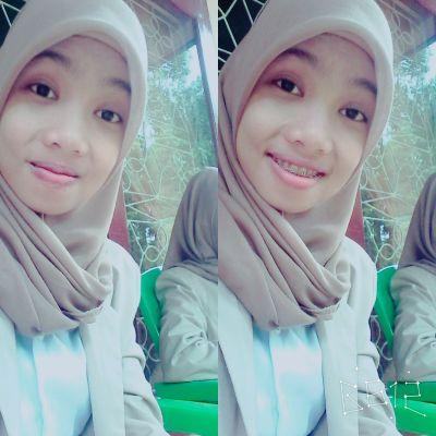 Dhewy_tyvelose's profile picture. i am happy