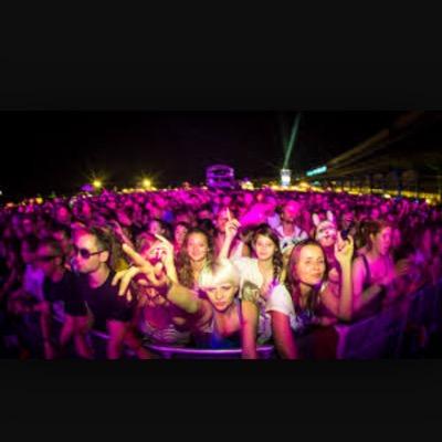 Selling festival tickets for loads of uk festivals! NO booking fee! Want to save some money message me!