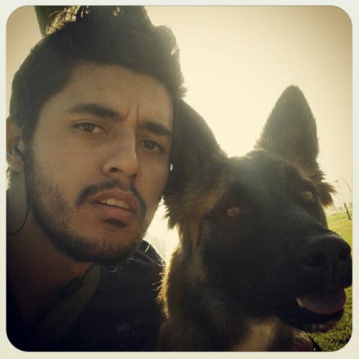 APrietoR's profile picture. Diseñador gráfico que desafía leyes y cánones establecidos por el tiempo que hoy son obsoletos.