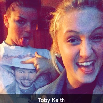 Samantham930's profile picture. 