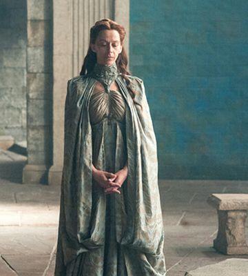 Older version of @PuerileTully, the lady of the Vale and Lord Arryn's widow... still in love with Petyr Baelish. -RP #Bliss