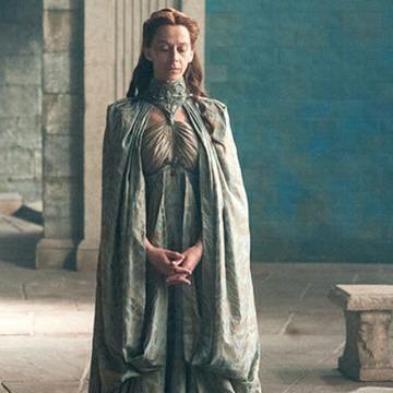 Lady Lysa Arryn On Twitter Sitting In Her Court Room In Her