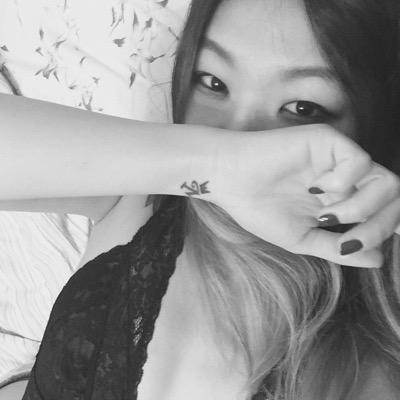 ma_Reeya's profile picture. Imma Rockstar, baby ;)