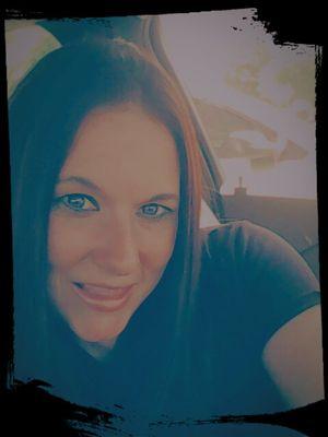 _LilBit_33's profile picture. 