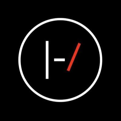 Spanish accøunt to suppørt the band @twentyonepilots! Buy #Blurryface nøw: https://t.co/FCig6sZaec