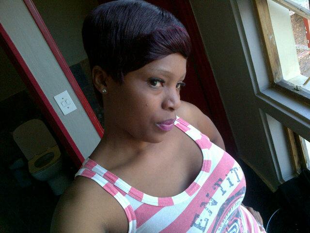 Kellymkansi's profile picture. 