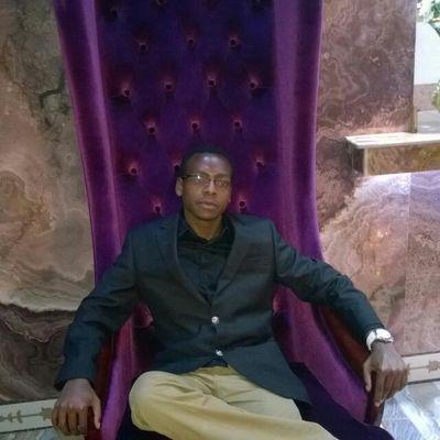 RoyNdirangu's profile picture. A man is as faithful as his options!