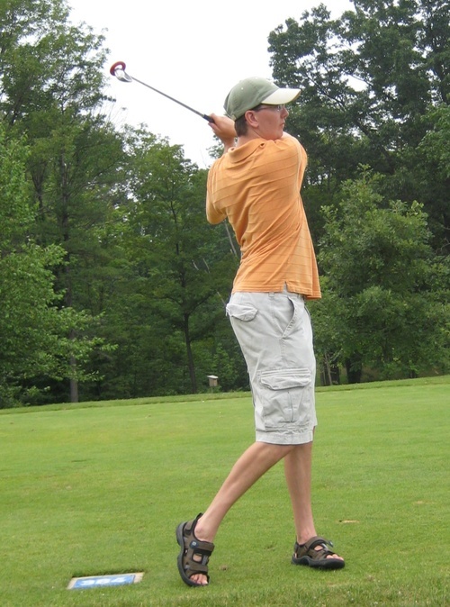 Insurance Agent of 21 years, Love to Play Golf, Enjoy Collecting Baseball Cards