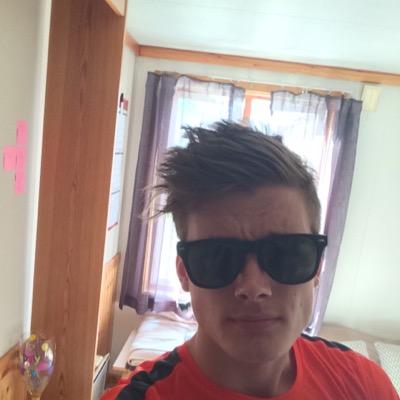 askwhynotofcl's profile picture. ⭕️⭕️You either clicked the wrong profile, or you're intelligent, good-looking and interested in self-improvement - of course, I could be wrong⭕️⭕️ 21 | Norway