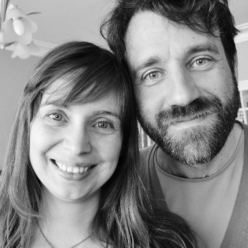 VectoriaDesigns's profile picture. 