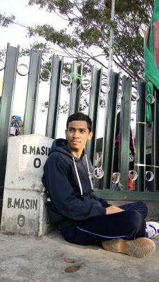 mahdian_'s profile picture. Kemarin, hari ini, dan besok,, masih sama,,, yang mengubahnya hanya 2, tuhan dan kamu...