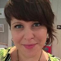 Ella C (@my_mind_content) 's Twitter Profile