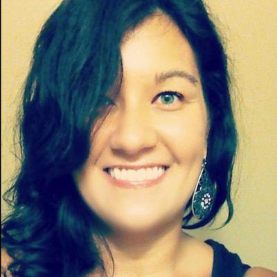 Former ECU Pirate, music lover, & beach bum. Peace, ♥, & Rock 'n Roll! IG: eseaugirl