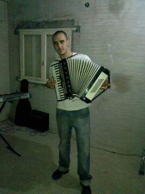 FacundoDziecev1's profile picture. 