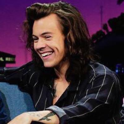 please follow @harryrelapse bc i gave you a free follow and thats meeeee!!