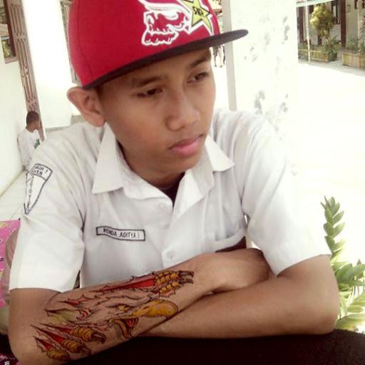 randaaditya23's profile picture. bekerja keras ui
