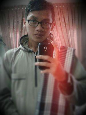 SACRIFICED•●╰╮●•B.I.S.M.I.L.L.A.H•●
Kamarul Zahidi , 16 , Kedah ... I'm becoming as a chef . I study at the SILVERSPOON INTERNATIONAL COLLEGE
#Chef_One_Day
