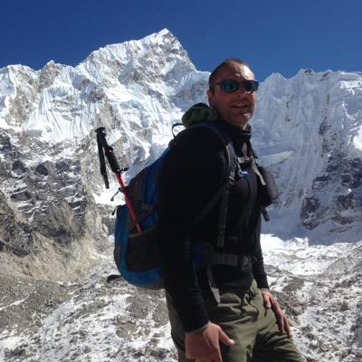 Sales mentor for professional services and owner of @sniper_sales, Co-founder of Accountants ROI Marketing Academy, @ARMedin30days & very proud dad!