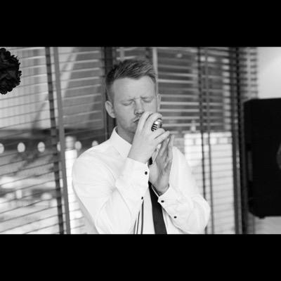 dingdongdaynes's profile picture. I'm not ginger i'm strawberry blonde, bit part wedding singer