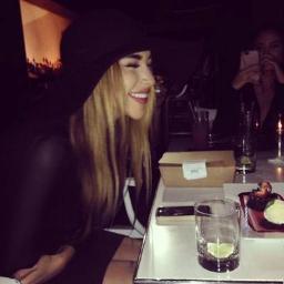 mayahrpgsdc's profile picture. being cute doesn't mean that you have to be a grosse pute de sa mère.