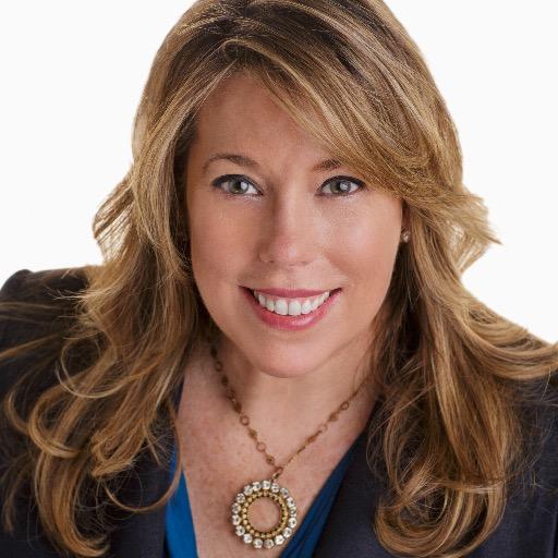 Global Marketing Strategist & Brand Champion. Powering Startups to Fortune 500. Visual Storyteller and Advisory Board Member. All Things Sustainable.