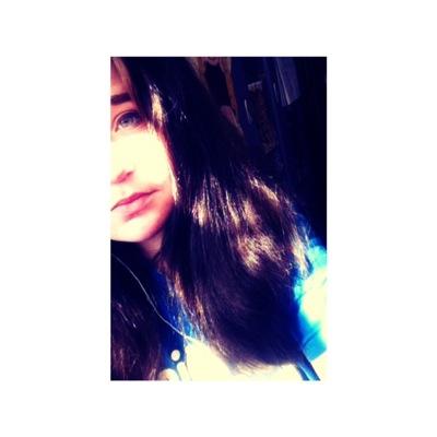 tuilsa2627's profile picture. hey my name angel live in uk from ireland
i have dylexia 
love one direction