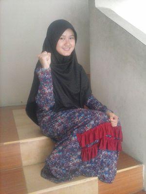 ETrisnawati31's profile picture. 